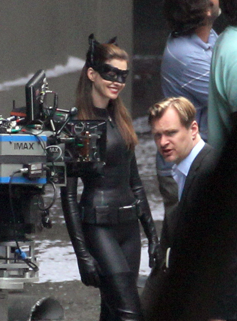 Illustration for article titled The Dark Knight Rises — 30 Catwoman Set Pictures